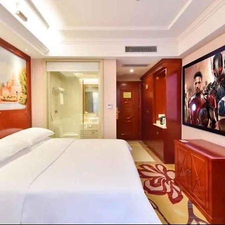 Vienna Hotel Shenzhen Baoneng City Plaza Eksteriør billede
